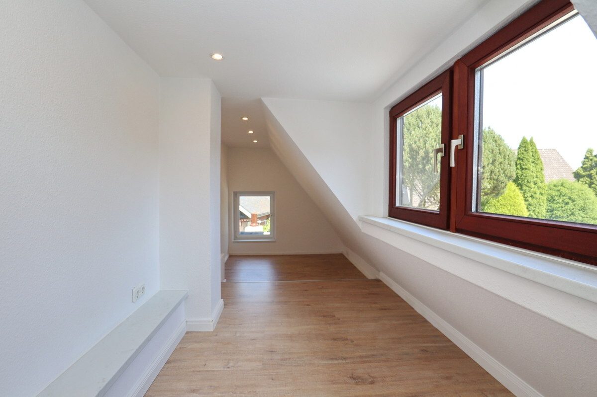 Immobilienangebot - Kaltenkirchen - Haus_Wohnung - Modernisierte Doppelhaushälfte in attraktiver Lage von Kaltenkirchen