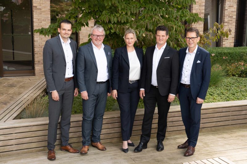 Frank Hoffmann Immobilien und VR Bank in Holstein als exklusive Partner Frank Hoffmann Immobilien und VR Bank in Holstein als exklusive Partner