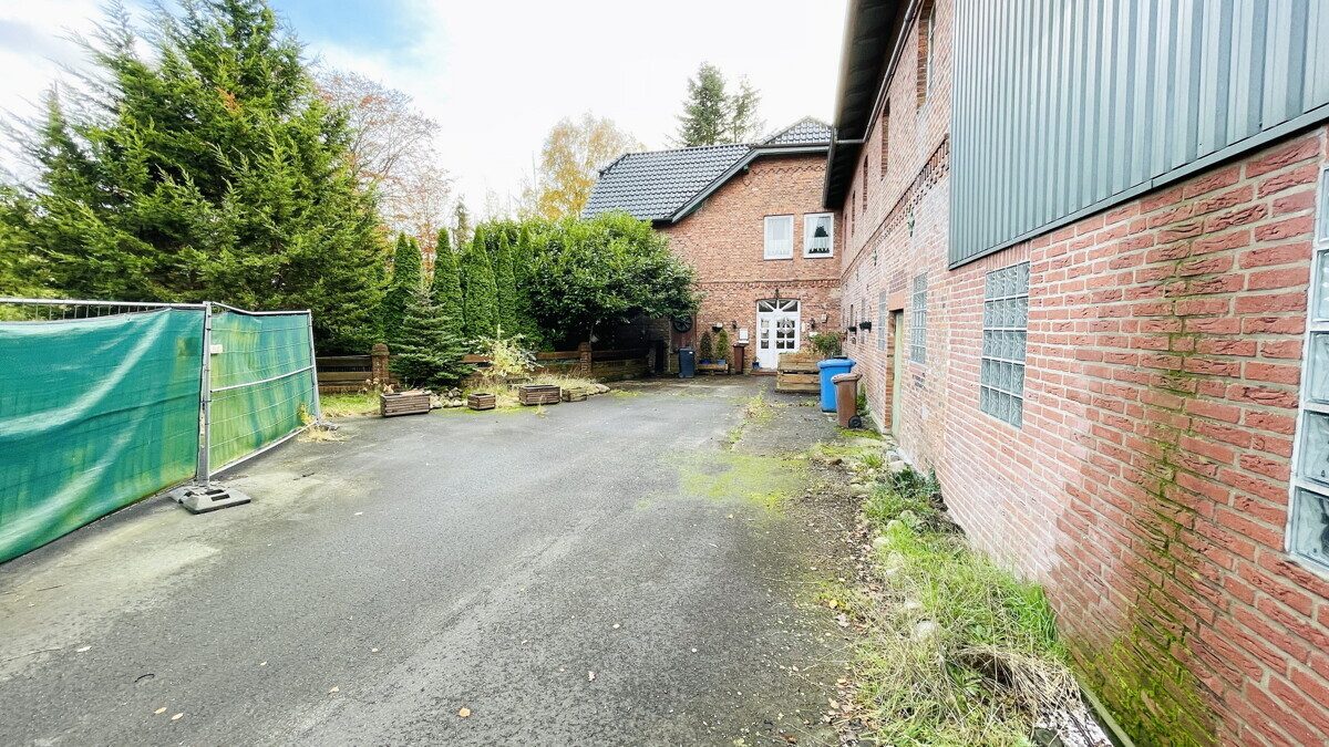Immobilienangebot - Lentföhrden - Grundstücke - Attraktives Grundstück mit Altbestand und großem Entwicklungspotenzial