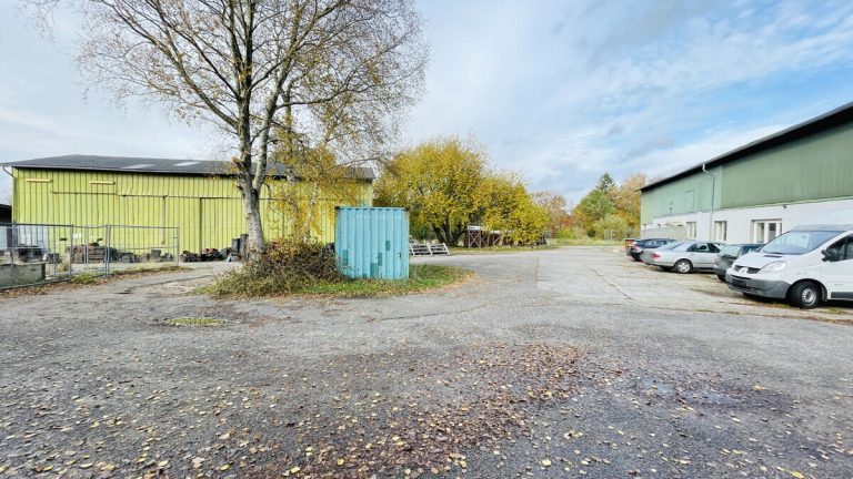 Immobilienangebot - Lentföhrden - Grundstücke - Attraktives Grundstück mit Altbestand und großem Entwicklungspotenzial