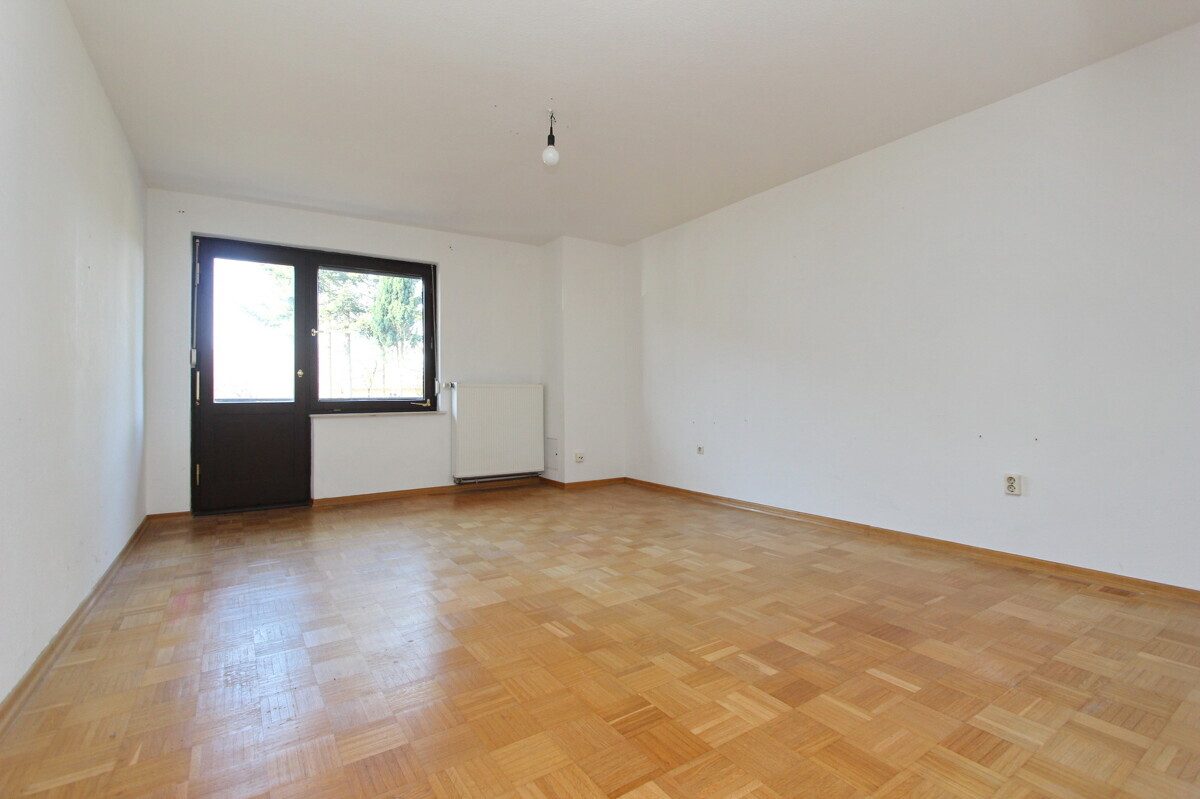 Schlafzimmer Immobilienangebot - Norderstedt - Haus_Wohnung - Großzügige DHH mit Vollkeller & Ausbaureserve an der Grenze zu Hamburg