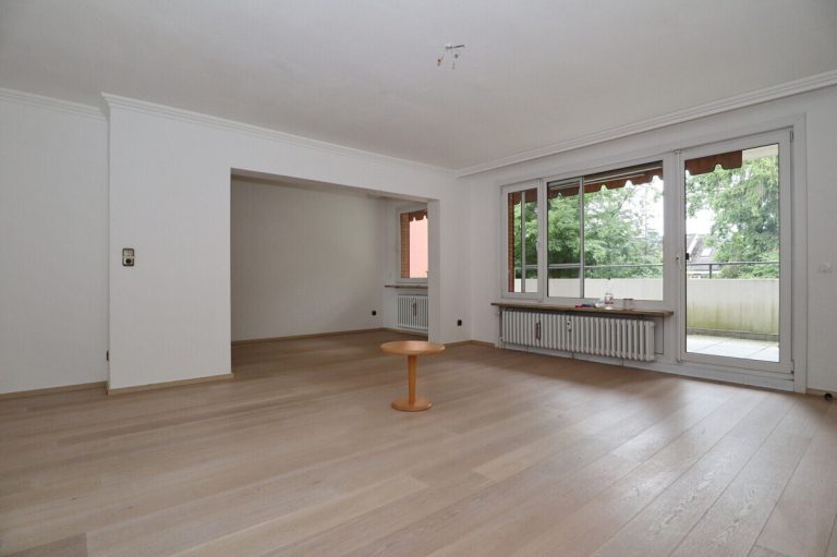 Immobilienangebot - Kaltenkirchen - Haus_Wohnung - Geräumige 3-Zimmer-Wohnung mit großzügigem Balkon in Kaltenkirchen