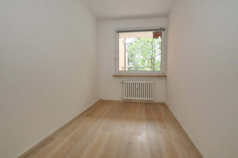 Immobilienangebot - Kaltenkirchen - Haus_Wohnung - Geräumige 3-Zimmer-Wohnung mit großzügigem Balkon in Kaltenkirchen