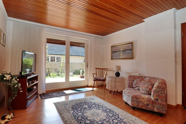 Immobilienangebot - Kaltenkirchen - Haus_Wohnung - Sanierungsbedürftiges Einfamilienhaus in beliebter Lage von Kaltenkirchen!