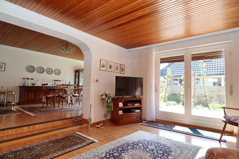 Immobilienangebot - Kaltenkirchen - Haus_Wohnung - Sanierungsbedürftiges Einfamilienhaus in beliebter Lage von Kaltenkirchen!