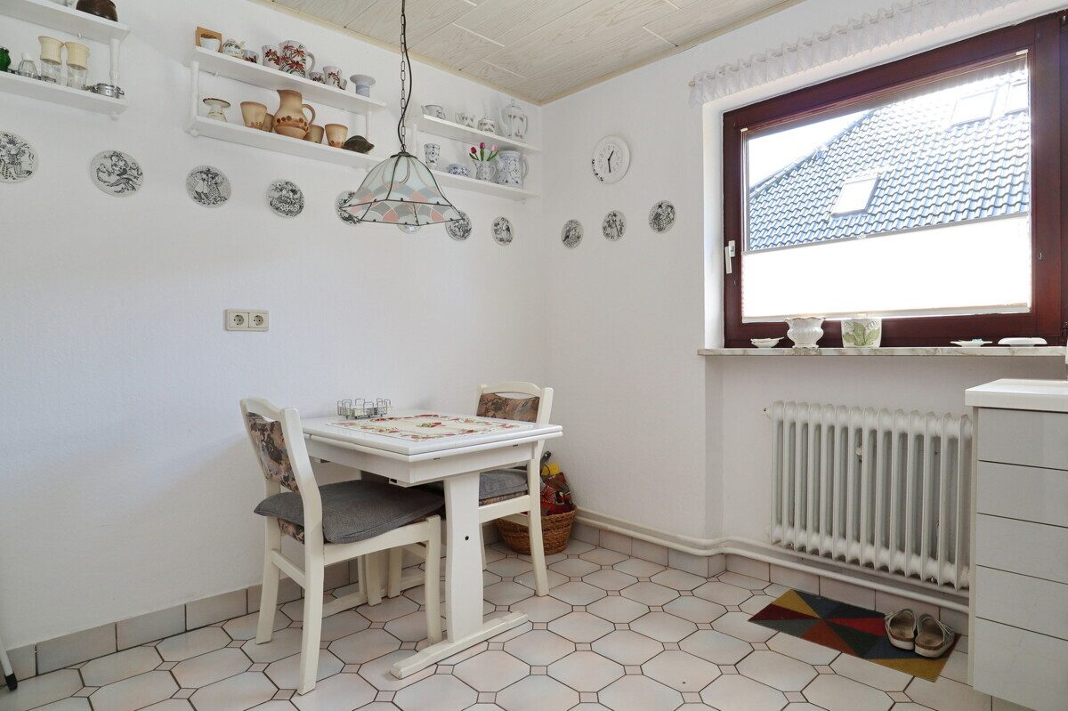 Küche Immobilienangebot - Kaltenkirchen - Haus_Wohnung - Sanierungsbedürftiges Einfamilienhaus in beliebter Lage von Kaltenkirchen!