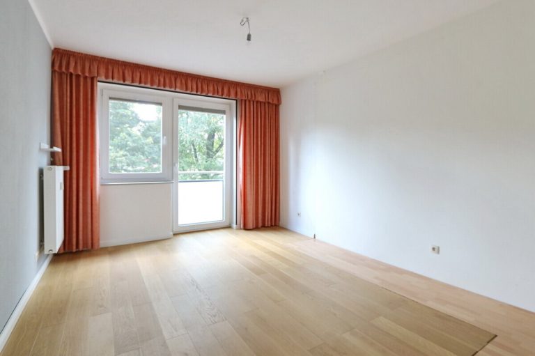 Immobilienangebot - Hamburg - Alle - Vermietete 2,5-Zimmer-Eigentumswohnung mit großem Balkon in Hamburg-Meiendorf!