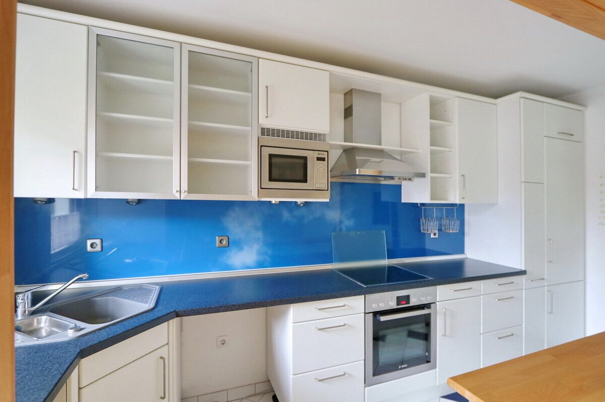 Immobilienangebot - Hamburg - Alle - Vermietete 2,5-Zimmer-Eigentumswohnung mit großem Balkon in Hamburg-Meiendorf!