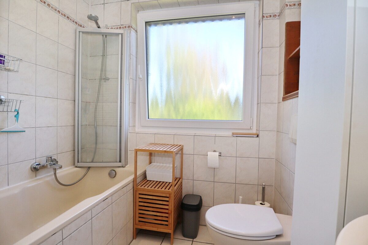 Immobilienangebot - Sievershütten - Alle - Vermietetes Einfamilienhaus auf attraktivem Grundstück in Sievershütten