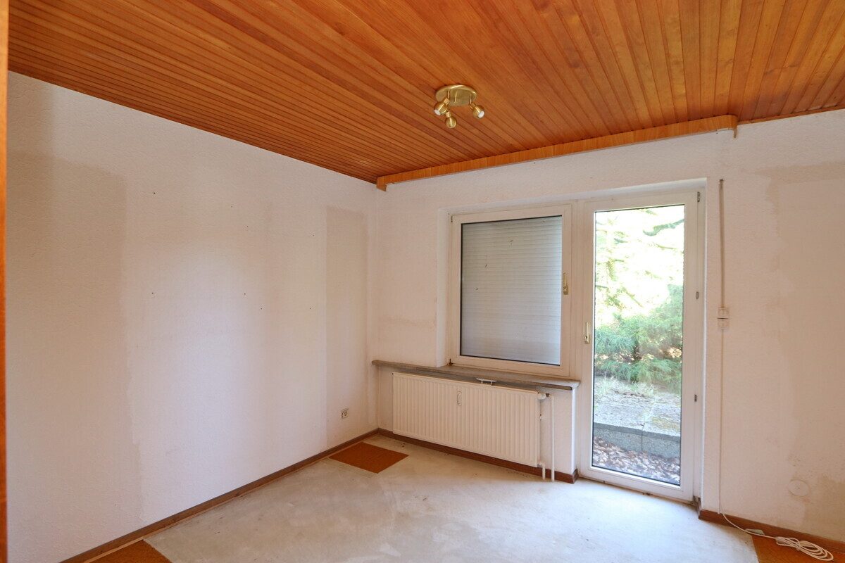 Esszimmer hinten Immobilienangebot - Hamburg - Grundstücke - Großes Baugrundstück mit Altbestand in Hamburg-Poppenbüttel