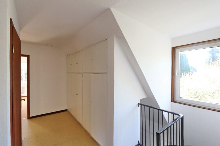 Immobilienangebot - Hamburg - Grundstücke - Großes Baugrundstück mit Altbestand in Hamburg-Poppenbüttel