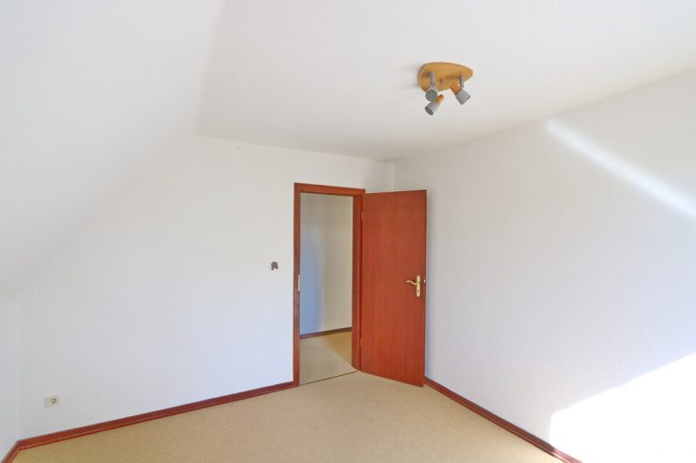 Immobilienangebot - Hamburg - Grundstücke - Großes Baugrundstück mit Altbestand in Hamburg-Poppenbüttel