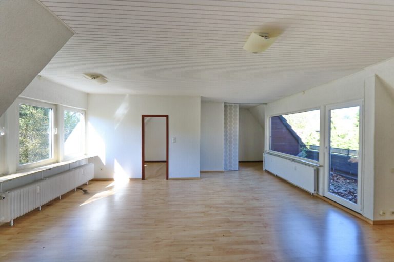 Immobilienangebot - Hamburg - Grundstücke - Großes Baugrundstück mit Altbestand in Hamburg-Poppenbüttel