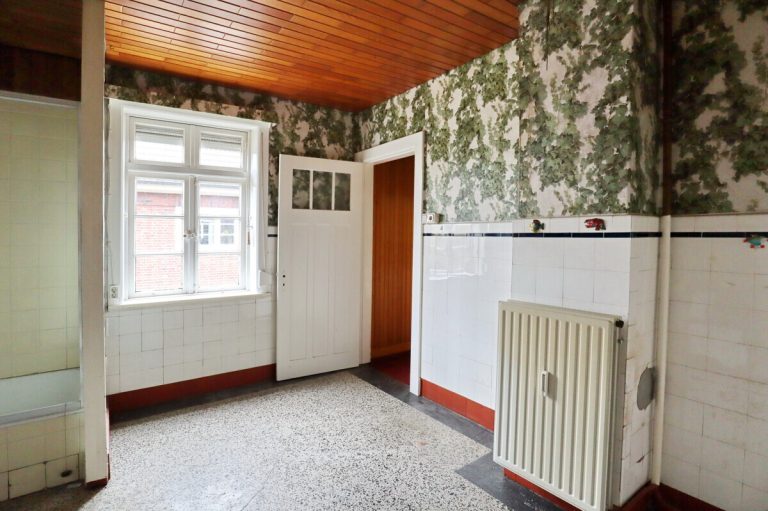Immobilienangebot - Pinneberg - Haus_Wohnung - Einfamilienhaus mit Charme und unzähligen Möglichkeiten in toller Lage von Pinneberg