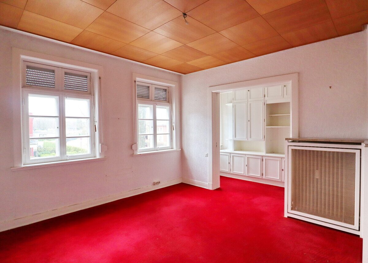 Immobilienangebot - Pinneberg - Haus_Wohnung - Einfamilienhaus mit Charme und unzähligen Möglichkeiten in toller Lage von Pinneberg
