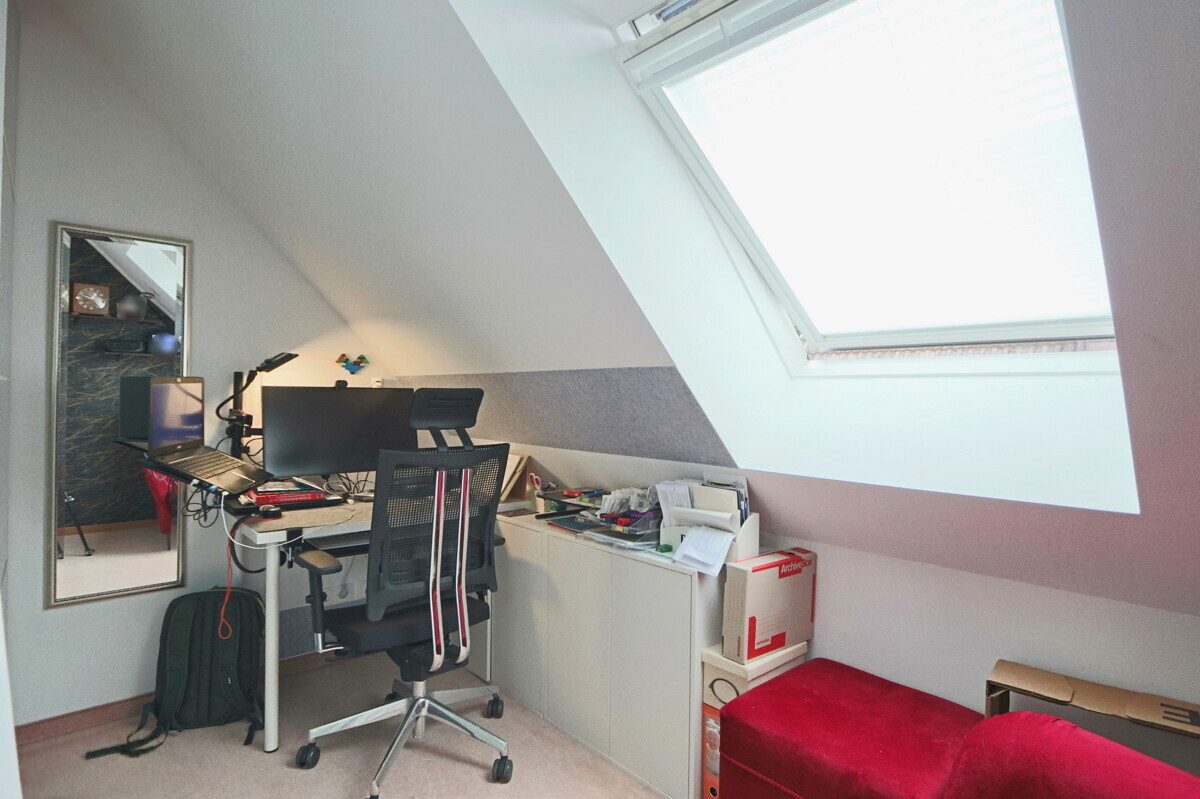 Immobilienangebot - Hamburg - Haus_Wohnung - Moderne Doppelhaushälfte mit Stellplatz in Hamburg Farmsen Berne