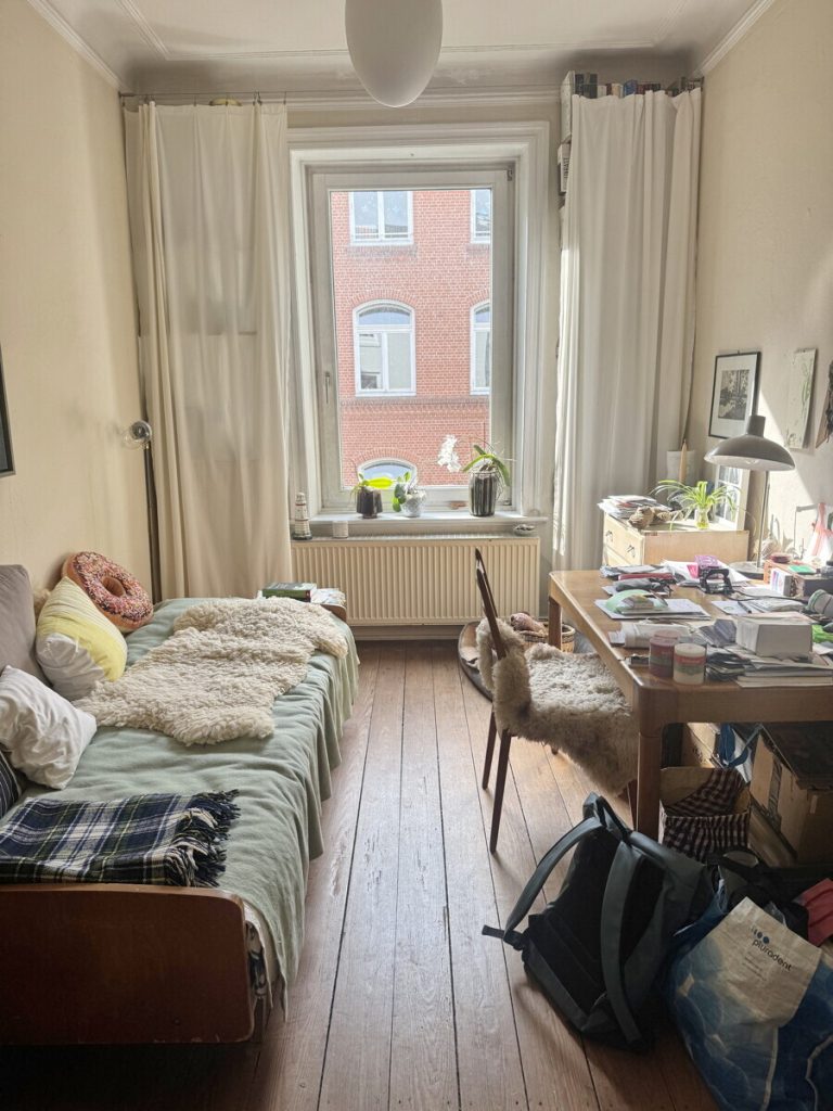 Immobilienangebot - Hamburg - Alle - Vermietete Altbauwohnung in Hamburg St. Georg, Lange Reihe