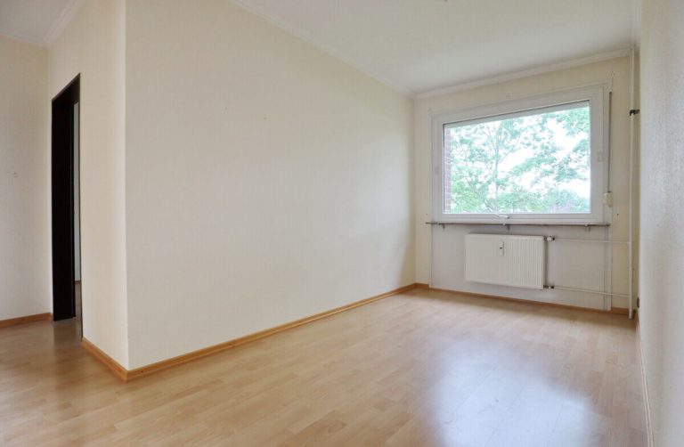 Immobilienangebot - Rellingen - Haus_Wohnung - Großzügige Eigentumswohnung mit Balkon & TG-Stellplatz in Rellingen