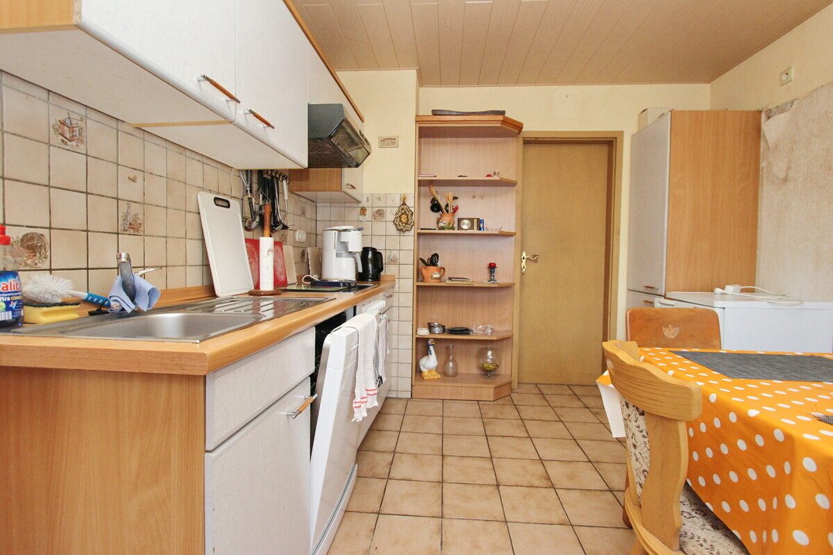 Küche Immobilienangebot - Itzstedt - Haus_Wohnung - Teilbares Baugrundstück in Itzstedt mit Altbestand