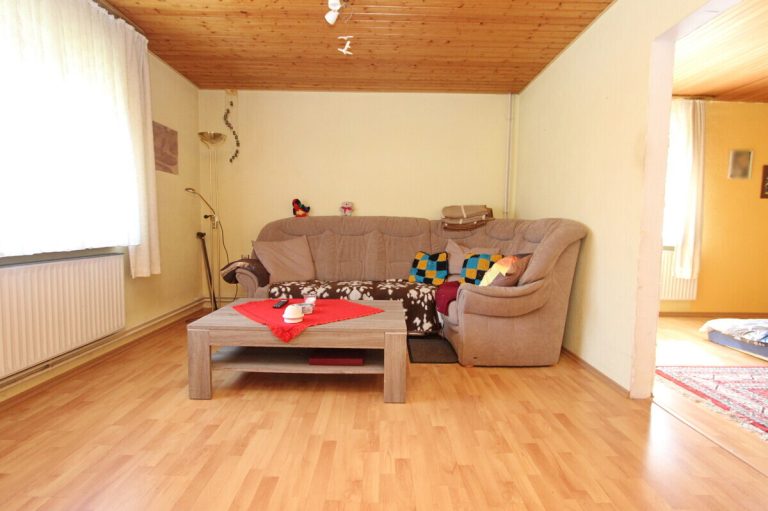 Immobilienangebot - Itzstedt - Haus_Wohnung - Teilbares Baugrundstück in Itzstedt mit Altbestand