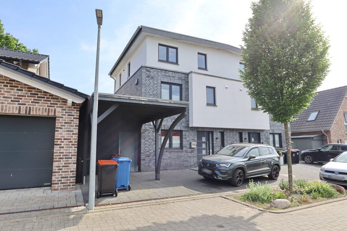 Immobilienangebot - Kaltenkirchen - Haus_Wohnung - Energieeffiziente & neuwertige Doppelhaushälfte in bester Lage von Kaltenkirchen