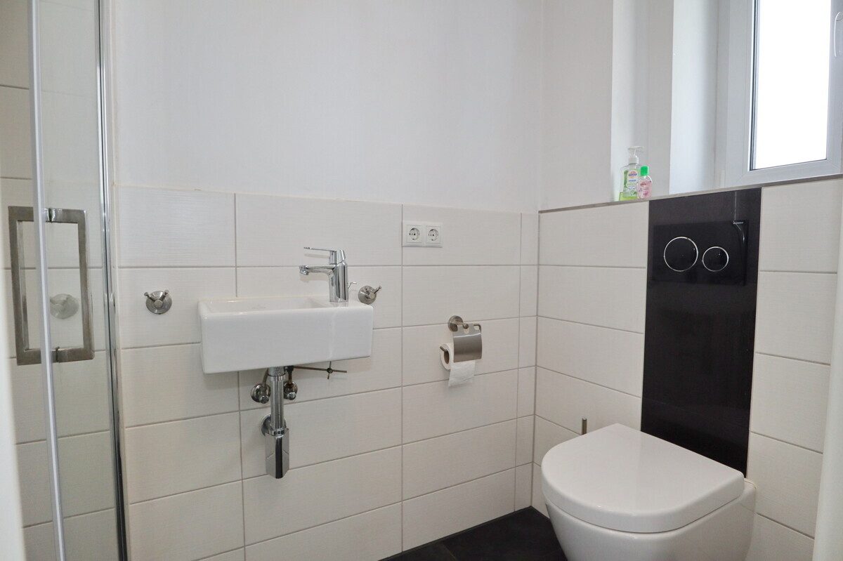 Immobilienangebot - Kaltenkirchen - Haus_Wohnung - Energieeffiziente & neuwertige Doppelhaushälfte in bester Lage von Kaltenkirchen