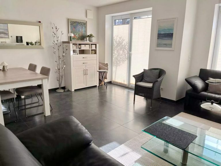Immobilienangebot - Kaltenkirchen - Haus_Wohnung - Energieeffiziente & neuwertige Doppelhaushälfte in bester Lage von Kaltenkirchen