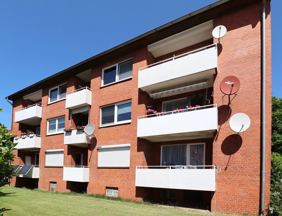 Außenansicht Immobilienangebot - Lentföhrden - Haus_Wohnung - PROVISIONSFREI: Kapitalanlage in Lentföhrden - Vermietete Wohnung mit Entwicklungspotenzial
