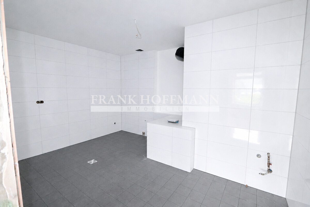 M2546 Gewerberaum 2 Immobilienangebot - Hamburg - Commercial_Büro - Büro-/ Ladengeschäft mit hervorragender Sichtbarkeit in Hamburg-Poppenbüttel