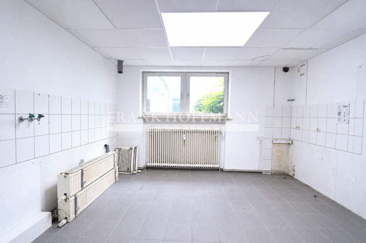 M2546 Gewerberaum 5 Immobilienangebot - Hamburg - Commercial_Büro - Büro-/ Ladengeschäft mit hervorragender Sichtbarkeit in Hamburg-Poppenbüttel