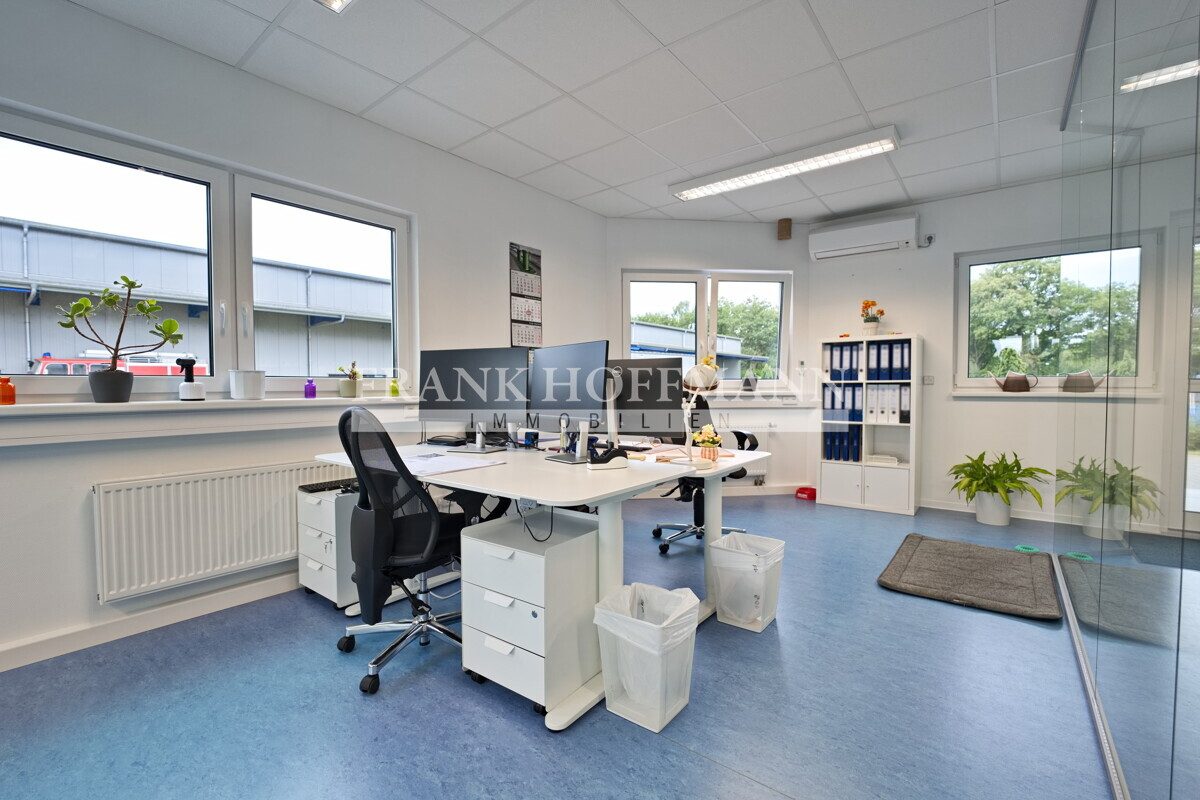 M2555-Büro Einzelbüro Immobilienangebot - Henstedt-Ulzburg - Commercial_Büro - Repräsentative Bürofläche mit moderner Ausstattung in Henstedt-Ulzburg