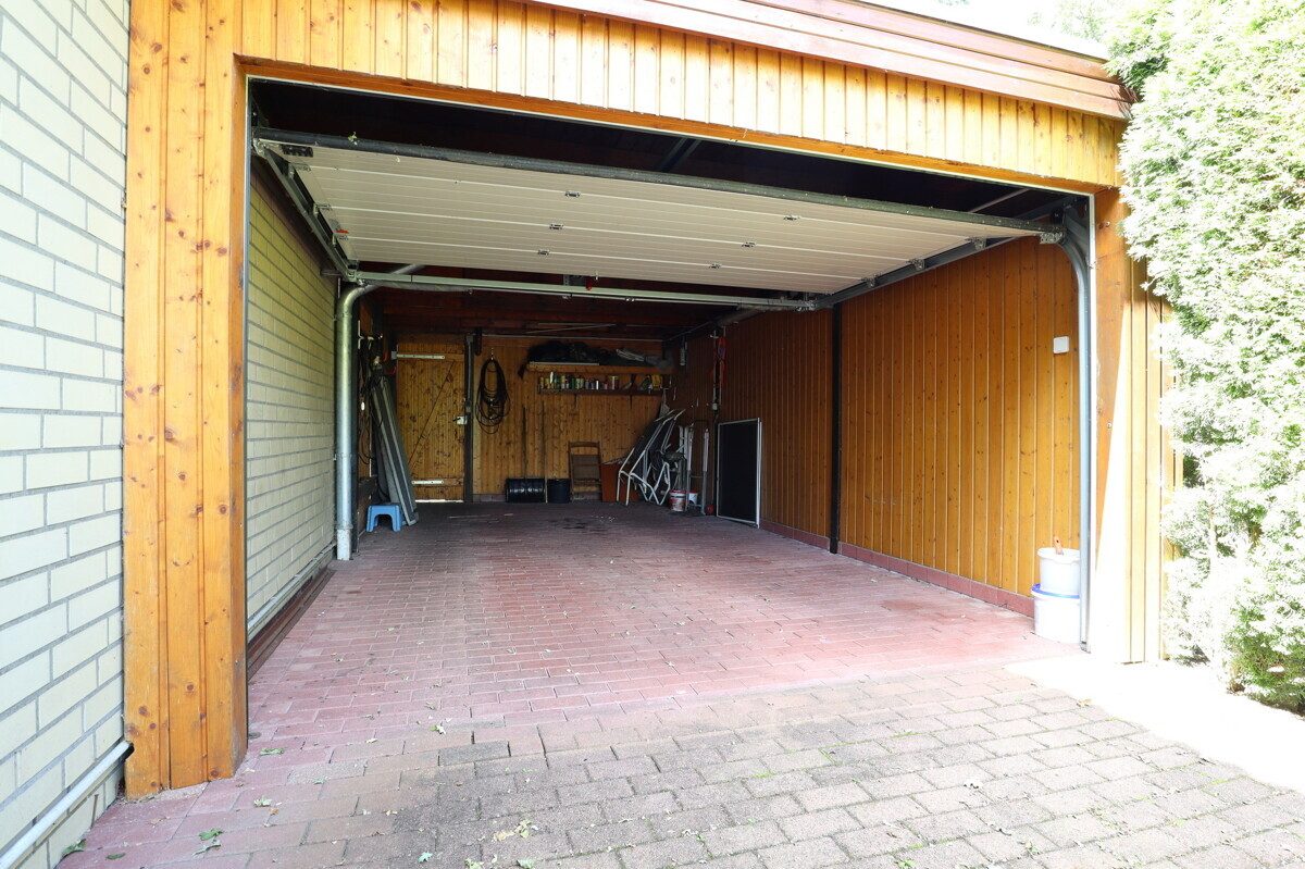 Immobilienangebot - Henstedt-Ulzburg - Haus_Wohnung - Zu mieten: Doppelhaushälfte mit Carport und Teilkeller in Henstedt-Ulzburg, Ortsteil Rhen