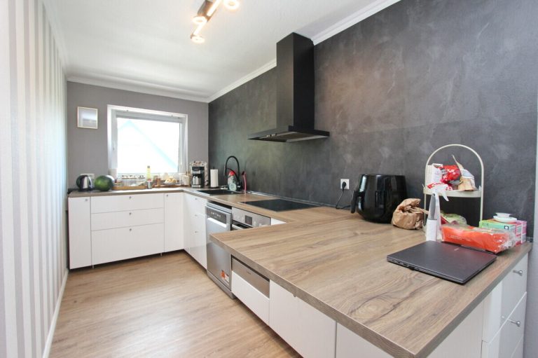 Immobilienangebot - Kaltenkirchen - Haus_Wohnung - Großzügige 4-Zimmer-Wohnung mit ausgebautem Dachstudio & sonniger Dachterrasse in Kaltenkirchen
