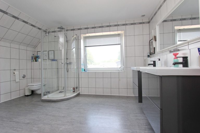 Immobilienangebot - Kaltenkirchen - Haus_Wohnung - Großzügige 4-Zimmer-Wohnung mit ausgebautem Dachstudio & sonniger Dachterrasse in Kaltenkirchen