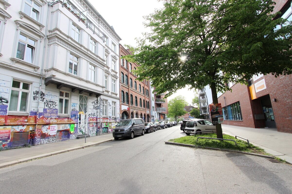 Immobilienangebot - Hamburg - Haus_Wohnung - Altbauflair, modernes Design und Elbblick – Wohnen auf St. Pauli