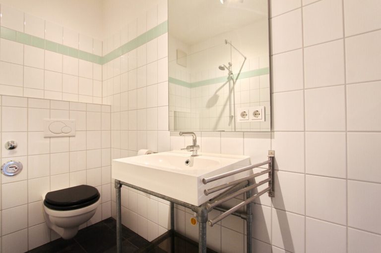 Immobilienangebot - Hamburg - Haus_Wohnung - Altbauflair, modernes Design und Elbblick – Wohnen auf St. Pauli