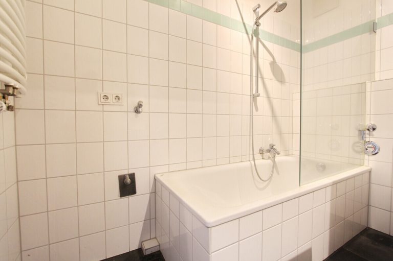 Immobilienangebot - Hamburg - Haus_Wohnung - Altbauflair, modernes Design und Elbblick – Wohnen auf St. Pauli