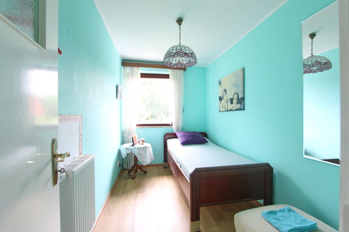 Kinderzimmer 1 Immobilienangebot - Hamburg - Haus_Wohnung - Reihenendhaus mit großem Garten in Hamburg-Bramfeld