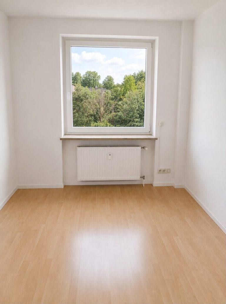 Immobilienangebot - Hasloh - Alle - Gepflegte & Vermietete 2,5-Zimmer-Eigentumswohnung mit Balkon & zwei Stellplätzen in Hasloh