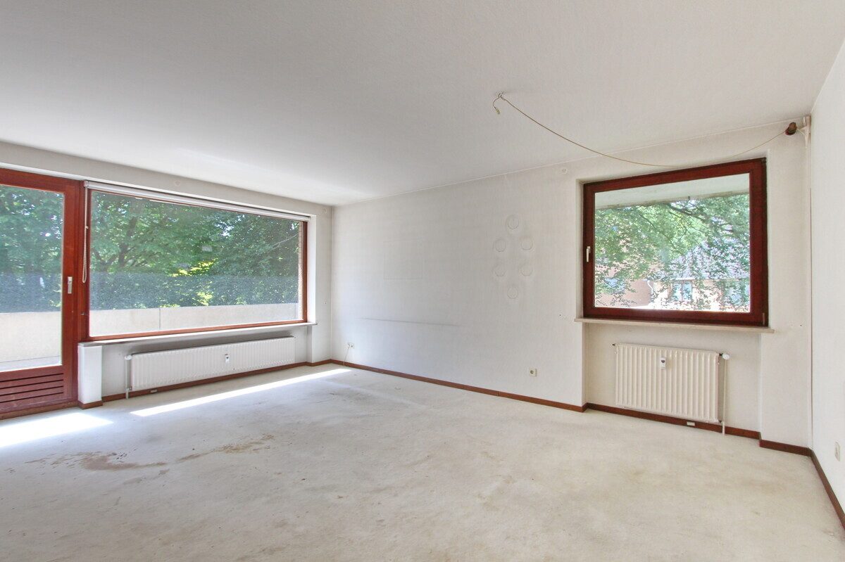 Immobilienangebot - Hamburg - Haus_Wohnung - 3-4-Zimmer-Eigentumswohnung mit großem Balkon und TG-Stellplatz in Hamburg-Wellingsbüttel