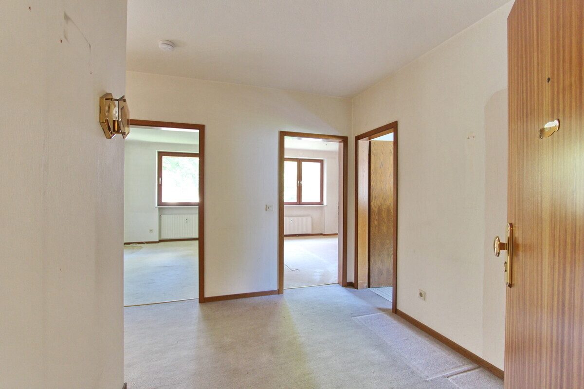 Immobilienangebot - Hamburg - Haus_Wohnung - 3-4-Zimmer-Eigentumswohnung mit großem Balkon und TG-Stellplatz in Hamburg-Wellingsbüttel