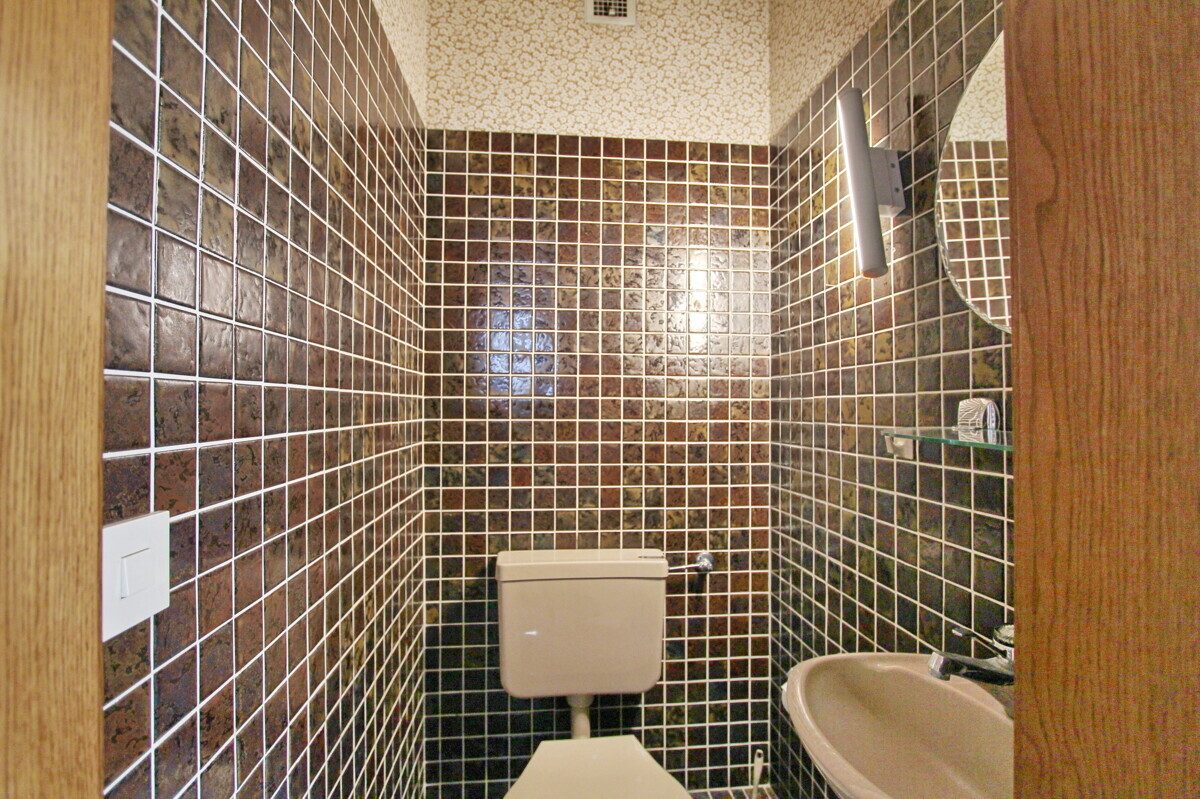 Immobilienangebot - Hamburg - Haus_Wohnung - 3-4-Zimmer-Eigentumswohnung mit großem Balkon und TG-Stellplatz in Hamburg-Wellingsbüttel