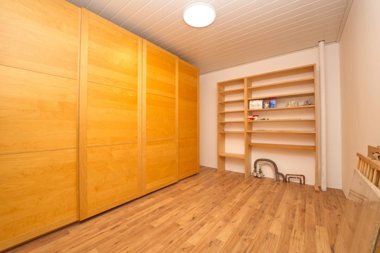 Immobilienangebot - Wiemersdorf - Haus_Wohnung - Charmante Doppelhaushälfte mit Wintergarten – umfassend renoviert in Wiemersdorf