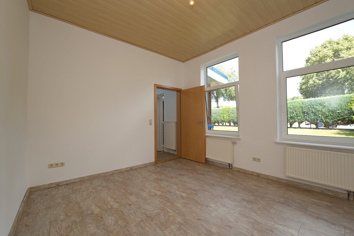 Immobilienangebot - Wiemersdorf - Haus_Wohnung - Charmante Doppelhaushälfte mit Wintergarten – umfassend renoviert in Wiemersdorf