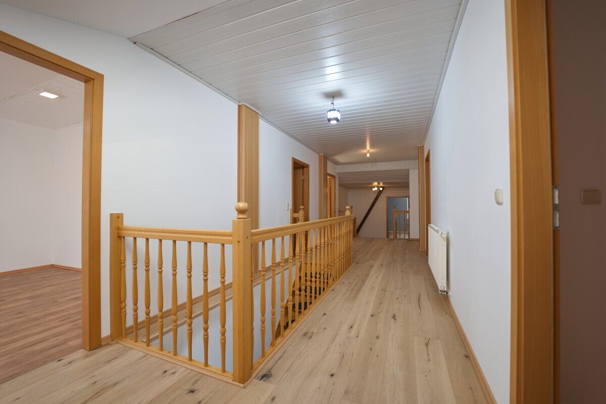 Immobilienangebot - Wiemersdorf - Haus_Wohnung - Charmante Doppelhaushälfte mit Wintergarten – umfassend renoviert in Wiemersdorf