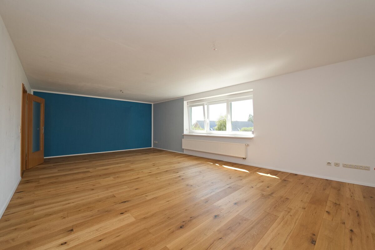 Immobilienangebot - Wiemersdorf - Haus_Wohnung - Charmante Doppelhaushälfte mit Wintergarten – umfassend renoviert in Wiemersdorf