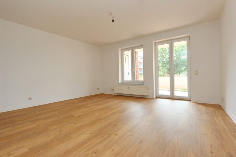 Immobilienangebot - Norderstedt - Haus_Wohnung - Perfekt für Singles - 1,5-Zi-Wohnung mit großem Balkon & TG-Stellplatz in Norderstedt-Garstedt