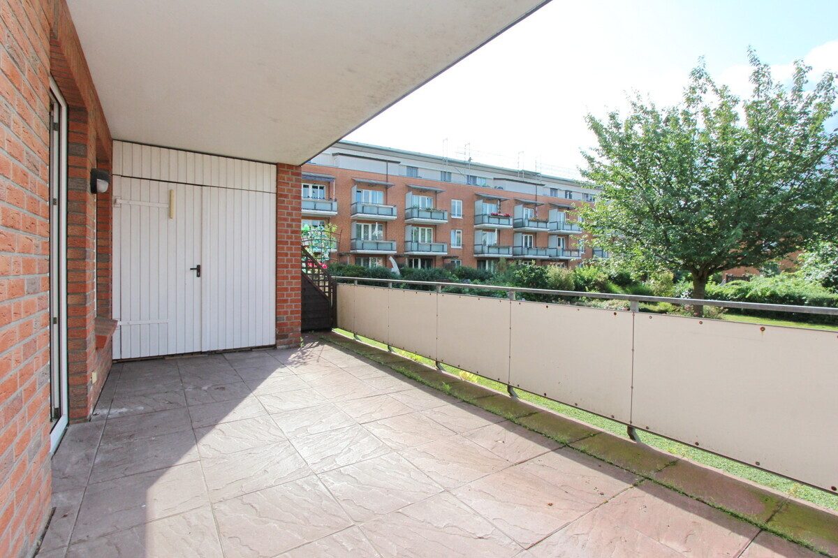 Immobilienangebot - Norderstedt - Haus_Wohnung - Perfekt für Singles - 1,5-Zi-Wohnung mit großem Balkon & TG-Stellplatz in Norderstedt-Garstedt
