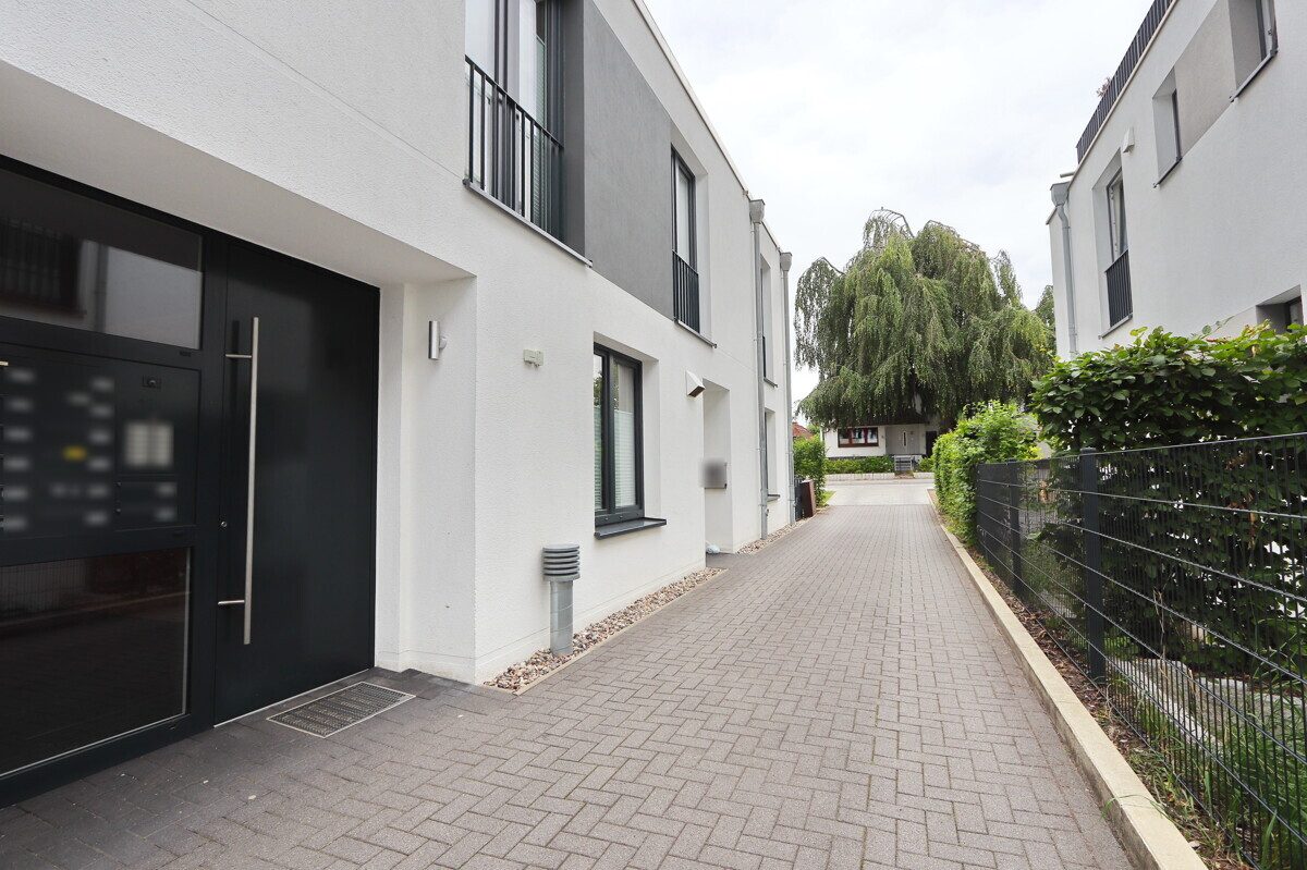 Immobilienangebot - Hamburg - Haus_Wohnung - Modernes Wohnen auf höchstem Niveau – großzügige 3-Zi.Whg. mit zwei Terrassen in Hamburg Rahlstedt.