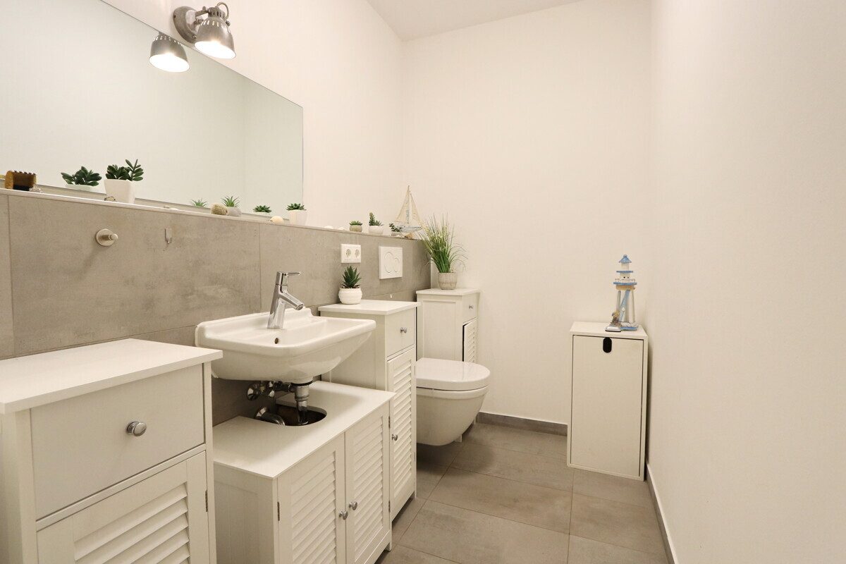 Immobilienangebot - Hamburg - Haus_Wohnung - Modernes Wohnen auf höchstem Niveau – großzügige 3-Zi.Whg. mit zwei Terrassen in Hamburg Rahlstedt.